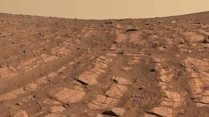 Mars'ta eski nehir izleri bulundu