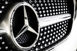 Mercedes-Benz, rakibi BMW'den motor mu alacak?