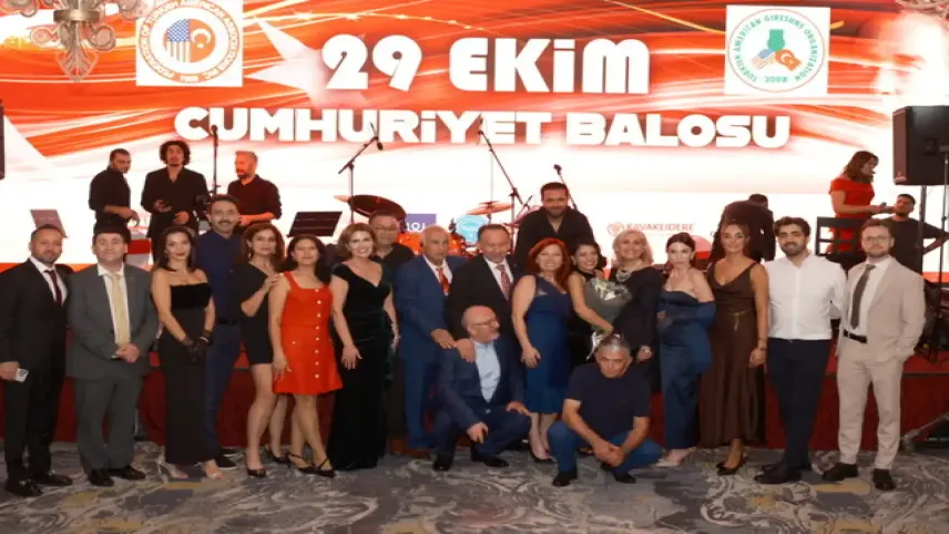 Cumhuriyetimizin 102. yılı New York’ta gururla kutlandı haberinin görseli